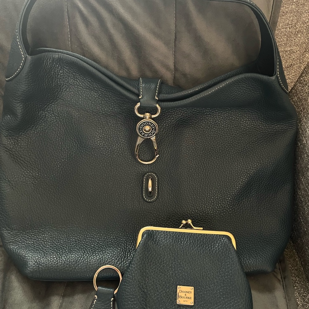 Dooney Bourke bag - Picture 10 of 12